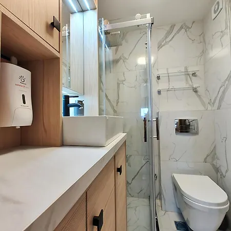 Oasis Apartment